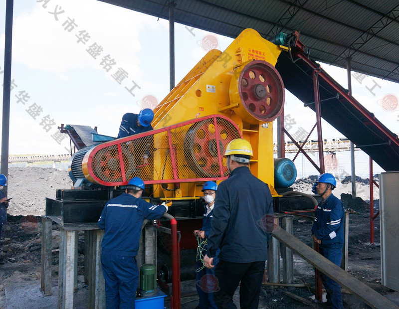 煤矸石雙級(jí)粉碎機(jī)的出料粒度能達(dá)到多少？