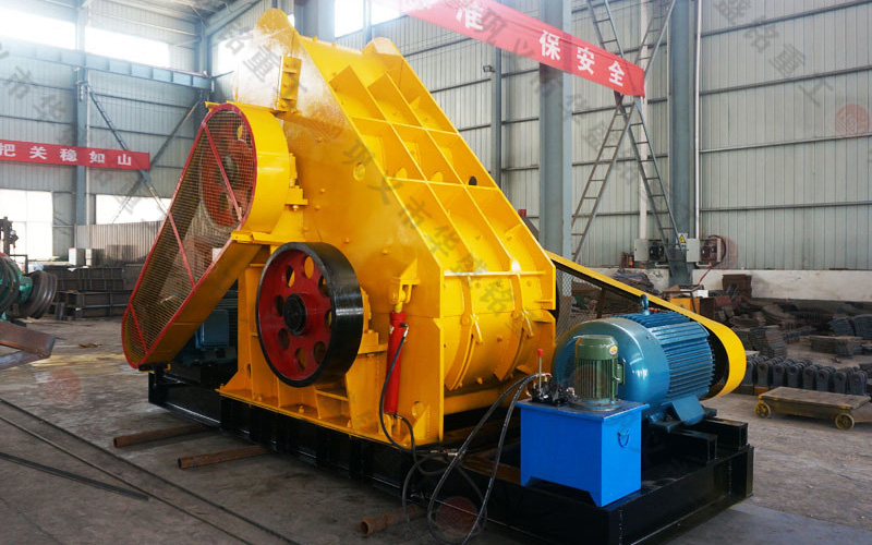 頁(yè)巖粉碎機(jī)價(jià)格是多少？哪里的小型粉碎機(jī)廠(chǎng)家